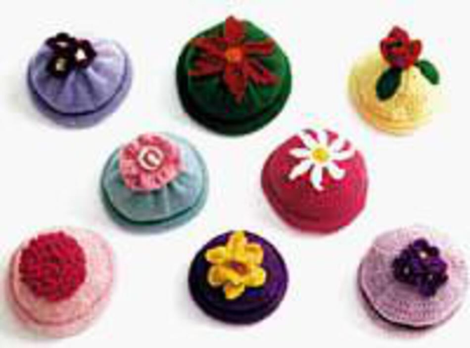 Knitting Patterns Kidaposs Flower Caps