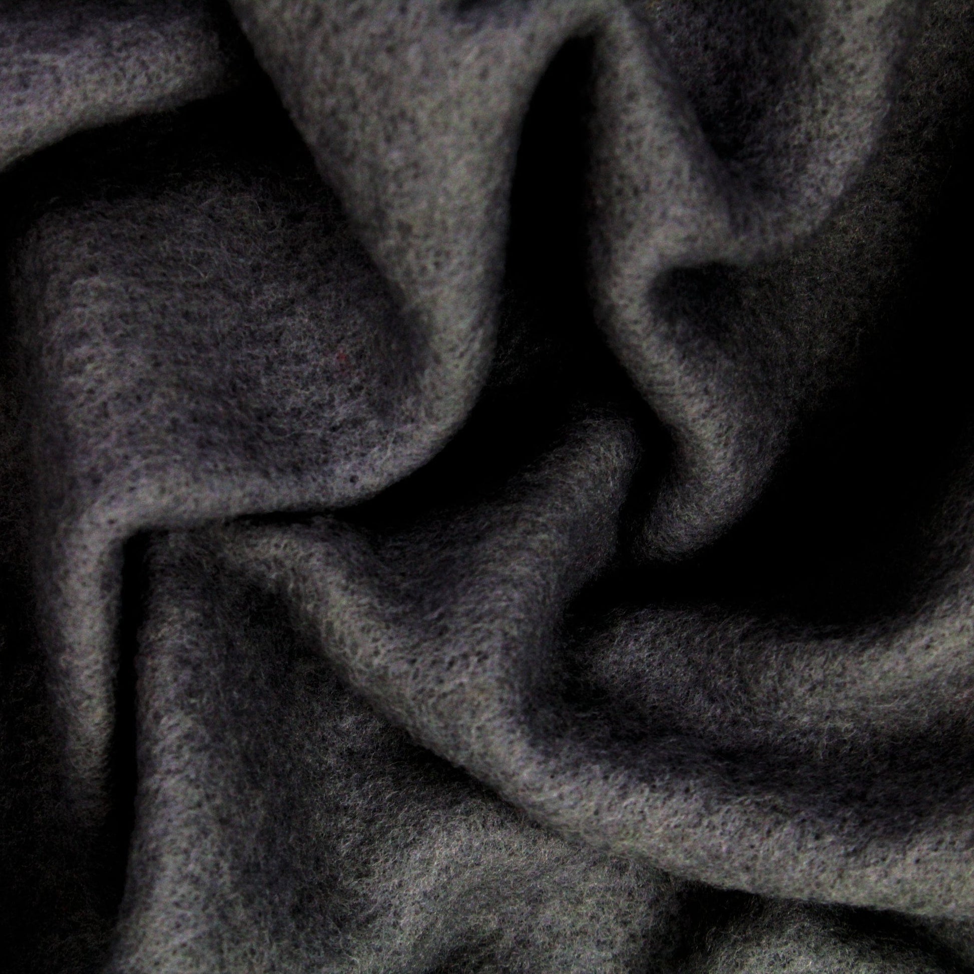 Europa Wools Ltd Dyed Wool Fiber Raven Merino Prefelt