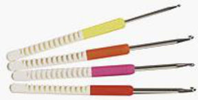 Skacel Crochet Hooks I (5.5 mm) Skacel Soft-Handle Comfort Grip Crochet Hook