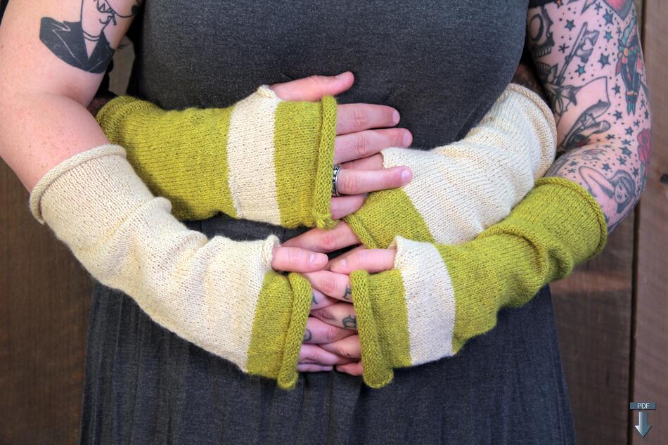 Knitting Patterns Whole Wide World  Fingerless Mitts Download